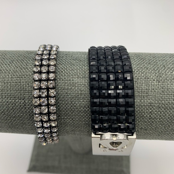 Black & Silver Heart Bracelet Interlock Clasp & Diamond Stretch Wide Cuff (2) - Picture 4 of 4